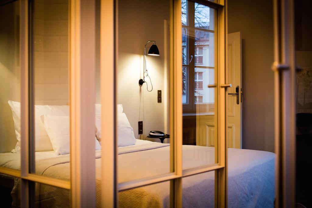 Between Us Bed And Breakfast Varşovia Exterior foto